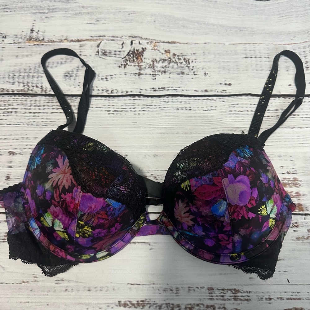 Floral Lace Women's Bra - Black and Purple